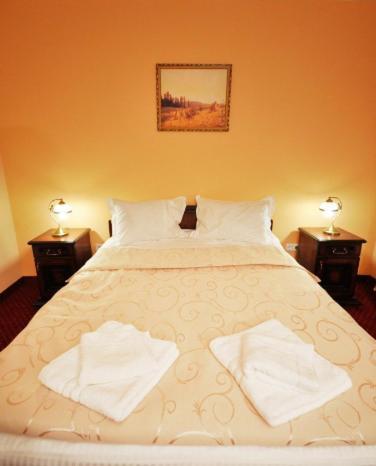 Camves Inn Máramarossziget Szoba fotó