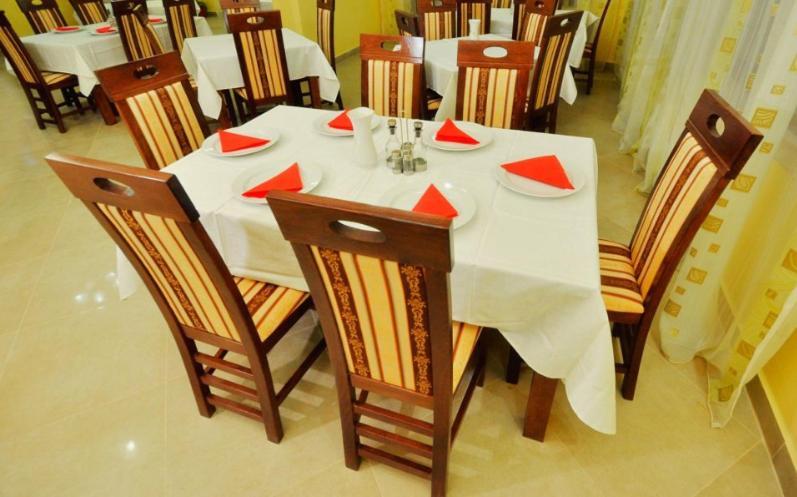 Camves Inn Máramarossziget Kültér fotó