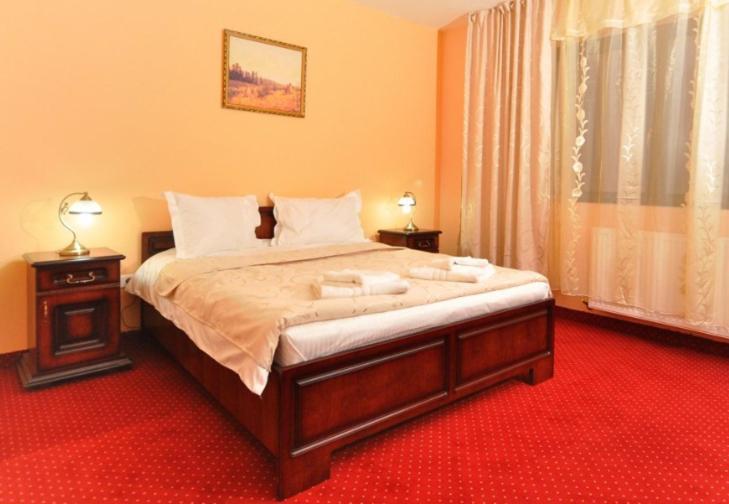 Camves Inn Máramarossziget Szoba fotó